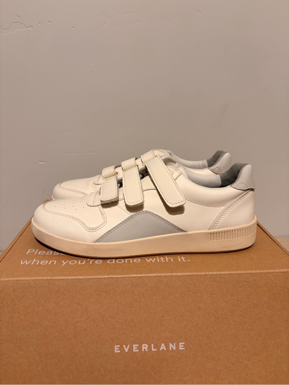 Everlane Cream and Gray Leather Velcro Sneakers